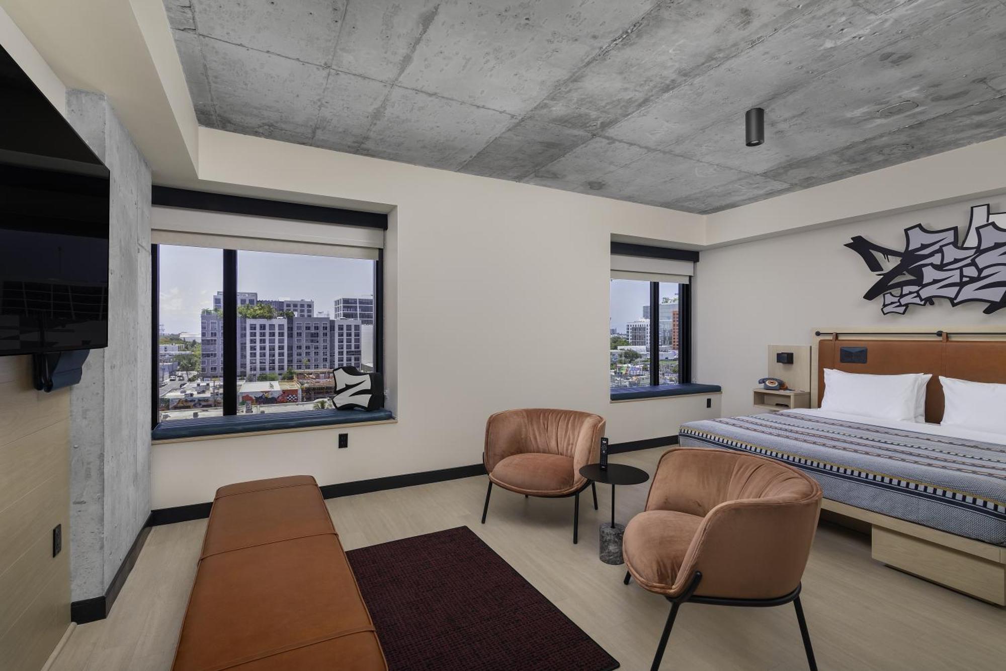 Отель Moxy Miami Wynwood Экстерьер фото