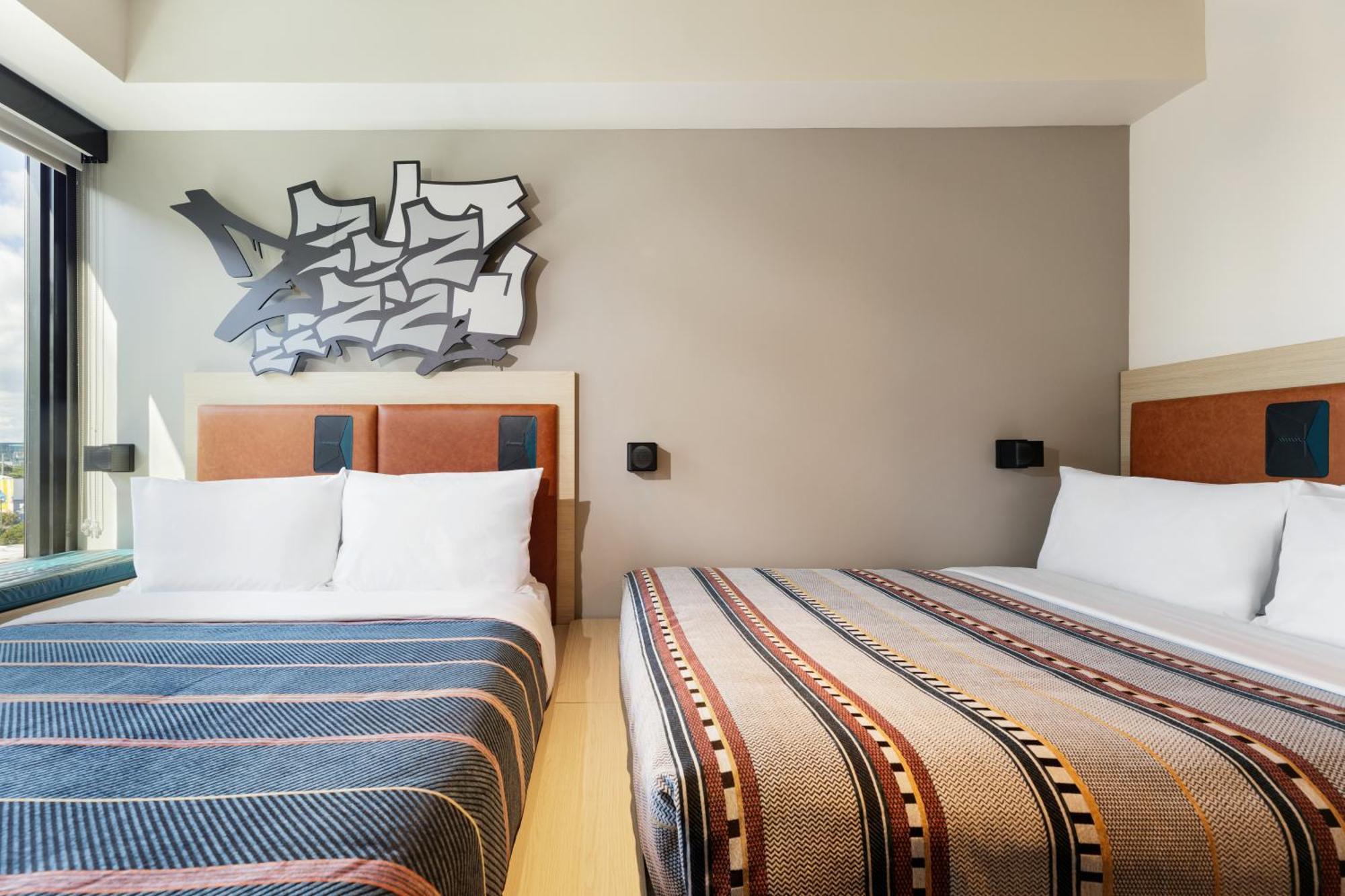 Отель Moxy Miami Wynwood Экстерьер фото
