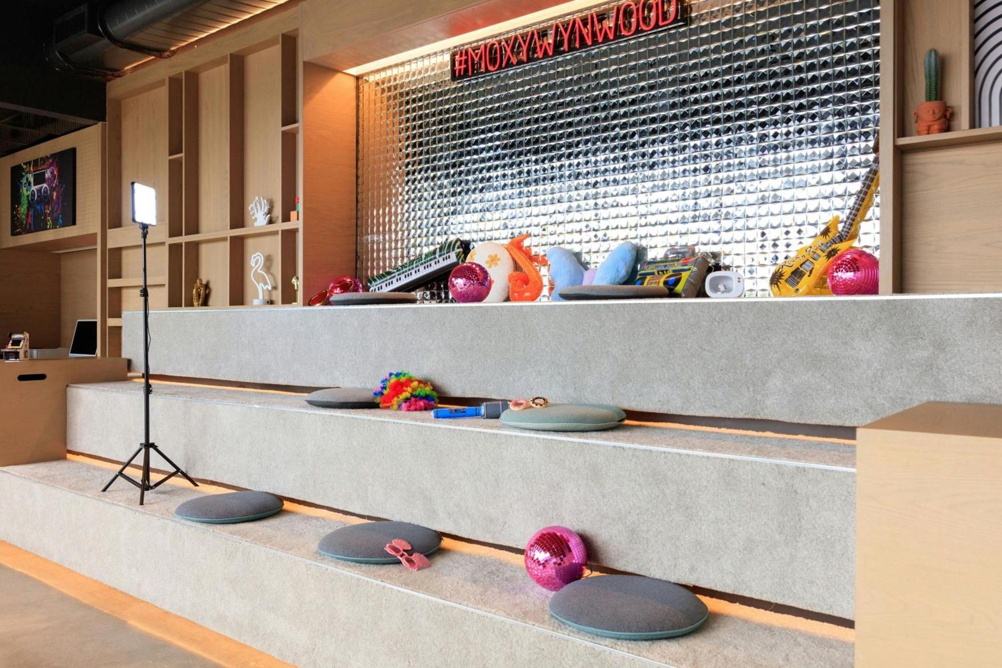 Отель Moxy Miami Wynwood Экстерьер фото