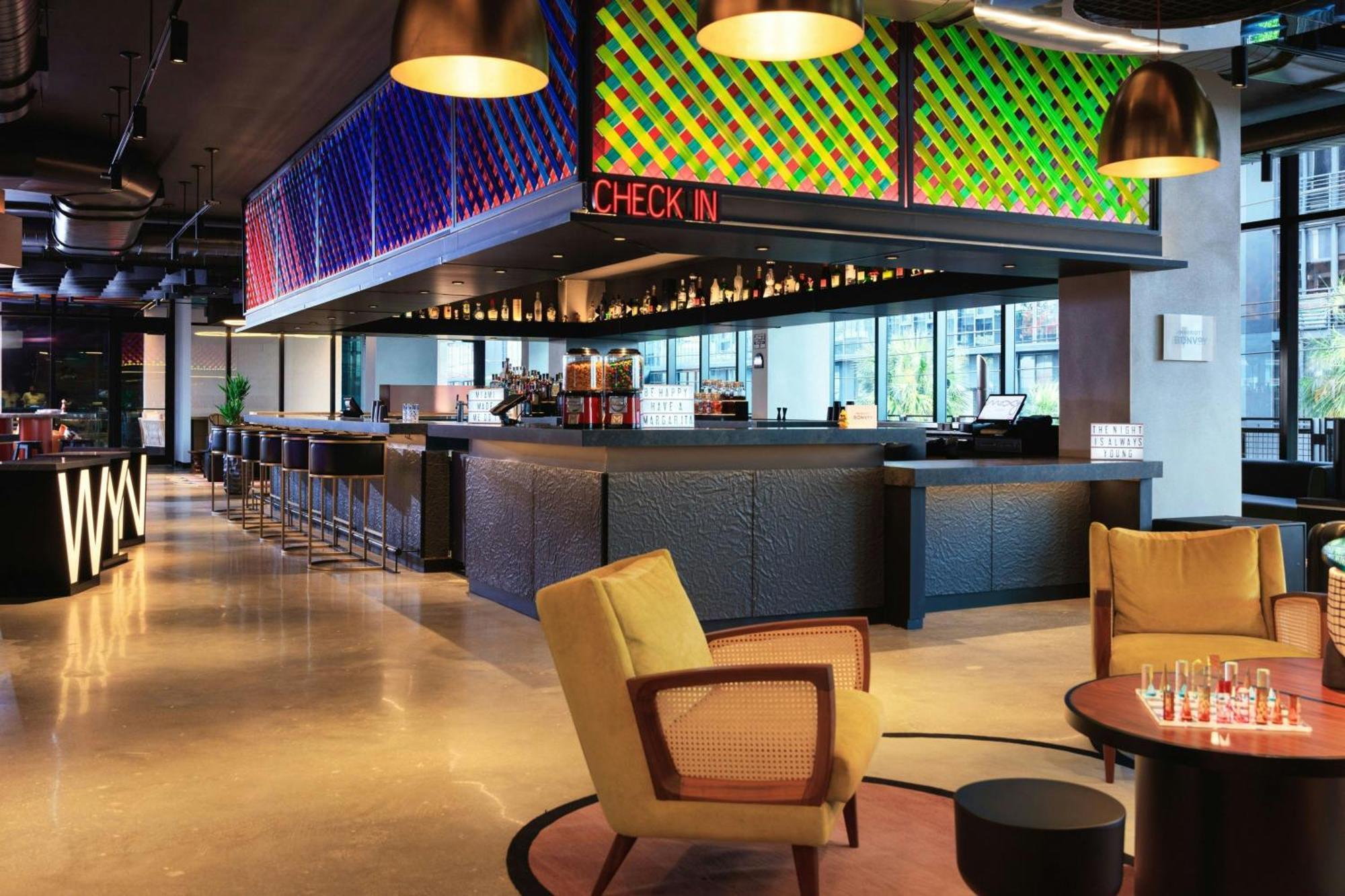 Отель Moxy Miami Wynwood Экстерьер фото